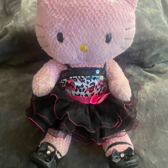 Hello Kitty, build a bear - Picture 2 of 2